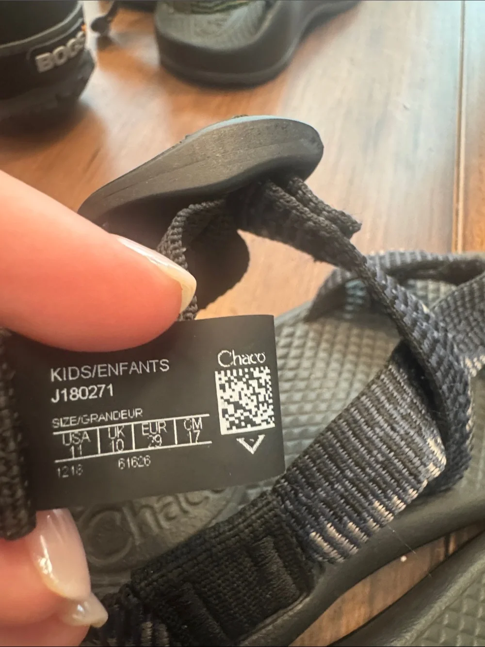Chaco Kids' Sandal in Black and Navy Webbing